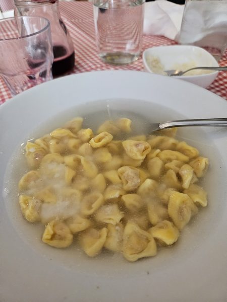 Tortellini alla panna